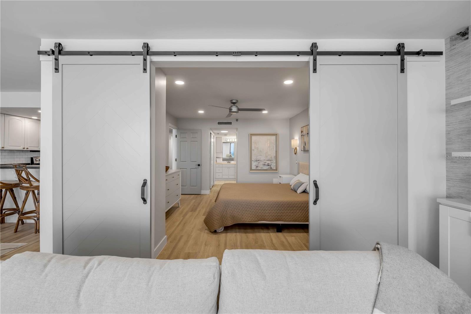 MOONTIDE CONDO - Residential