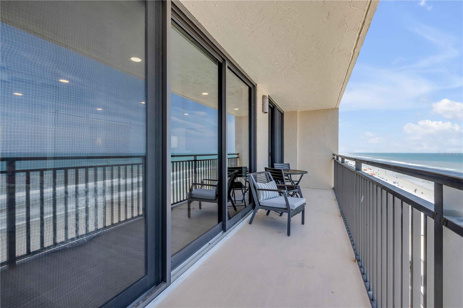 MOONTIDE CONDO - Residential
