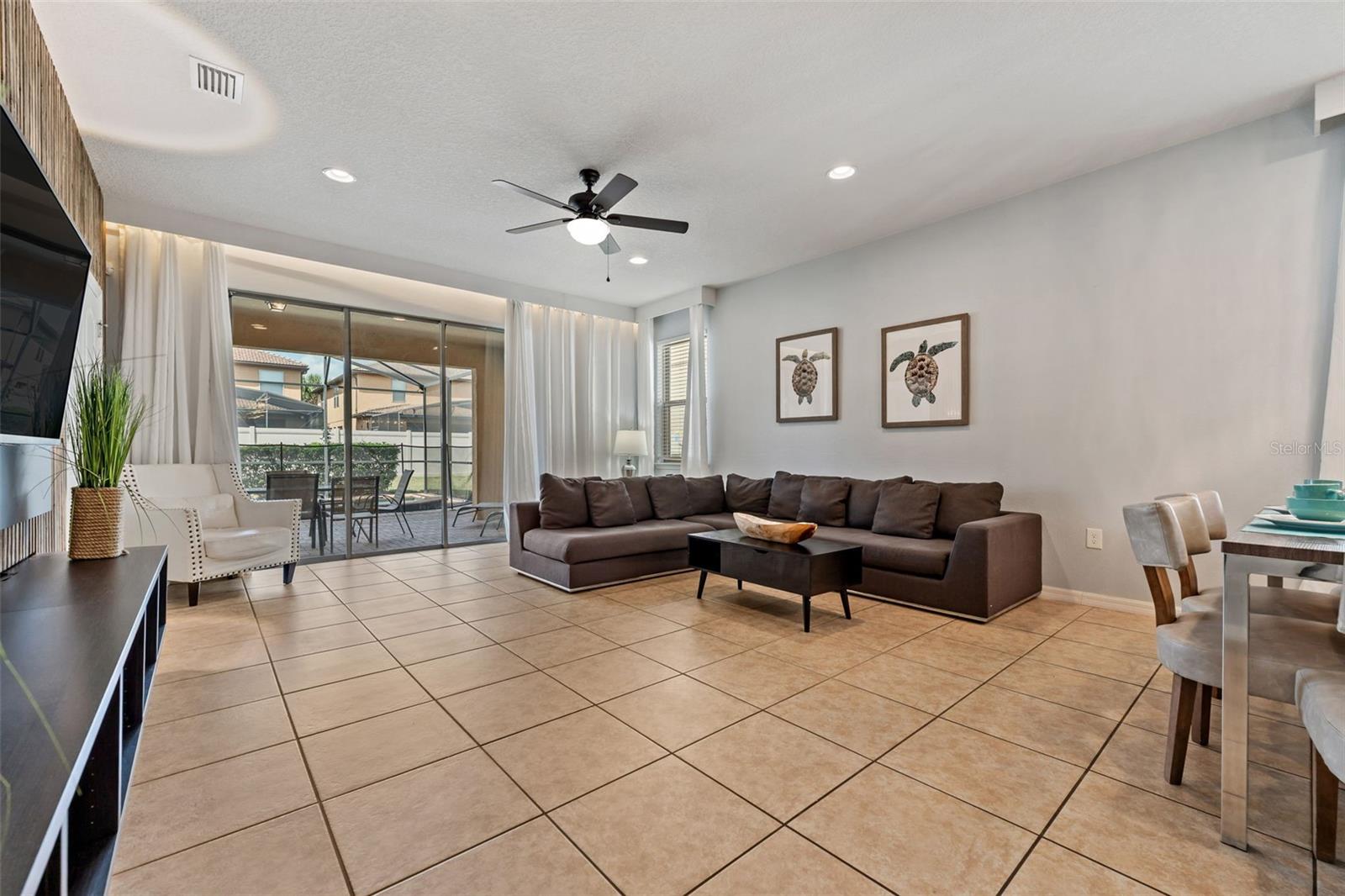 WINDSOR AT WESTSIDE PH 1 - Residential