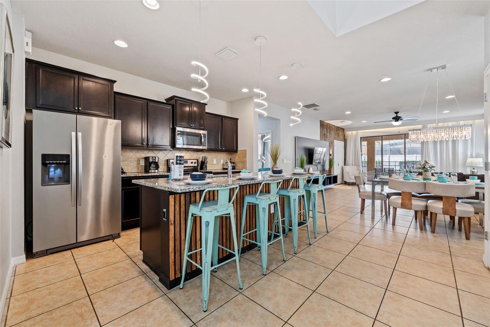 WINDSOR AT WESTSIDE PH 1 - Residential