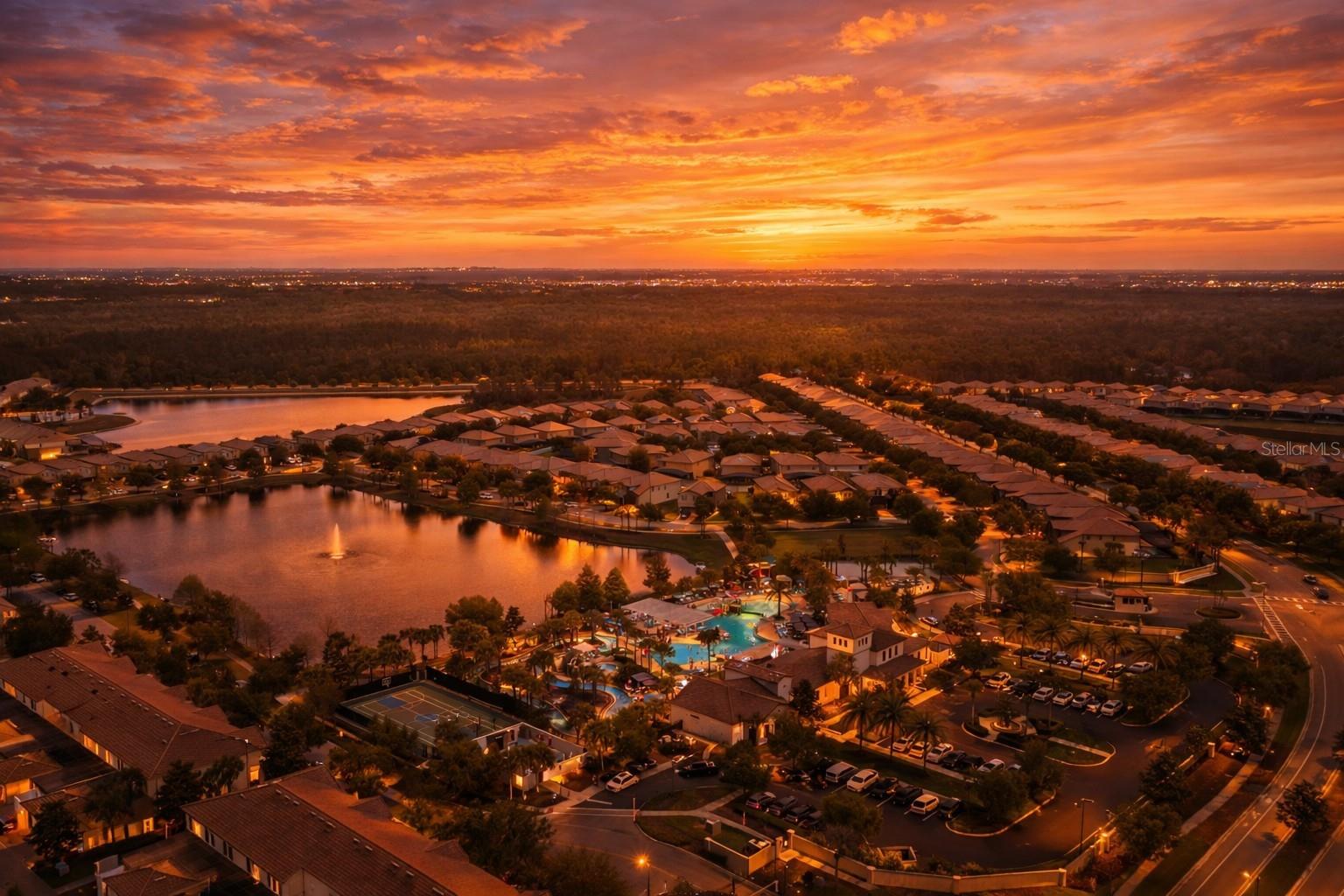 WINDSOR AT WESTSIDE PH 1 - Residential