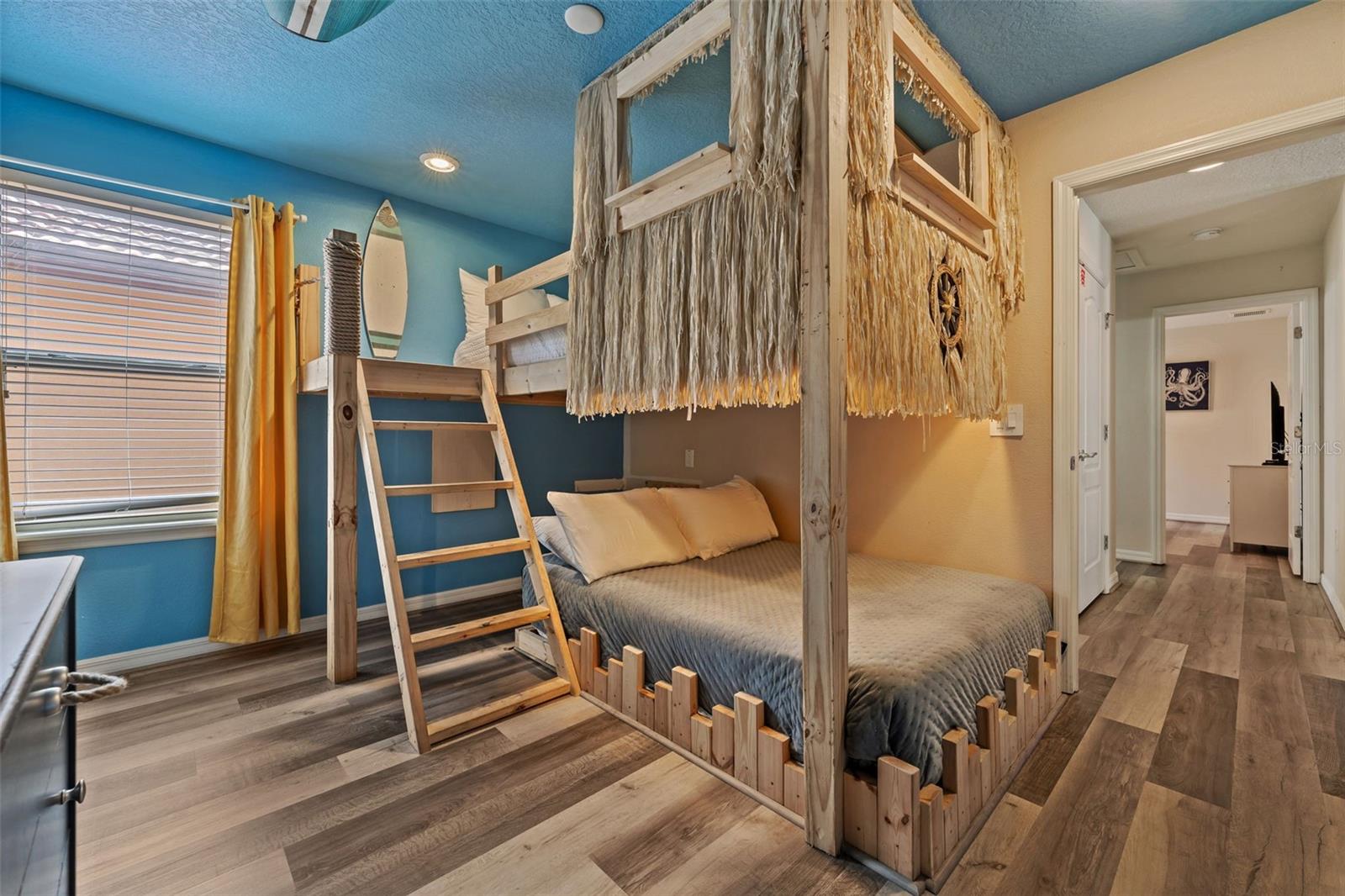 WINDSOR AT WESTSIDE PH 1 - Residential