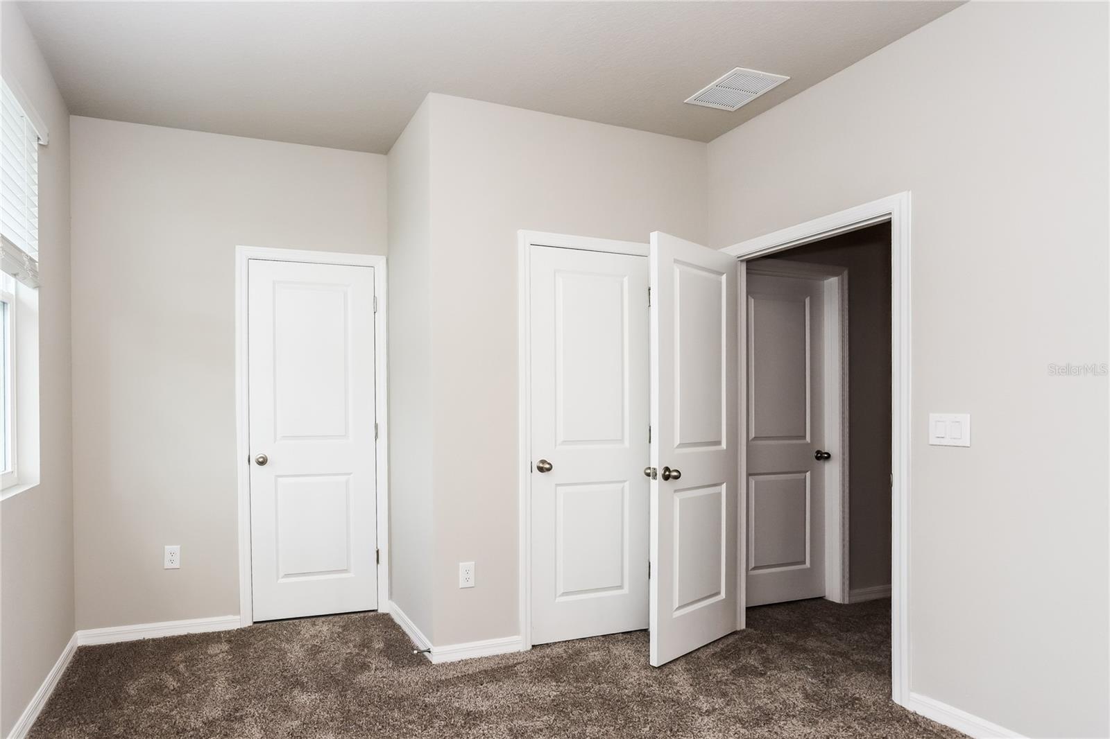 WOODLEAF HAMMOCK PH I - Residential Lease