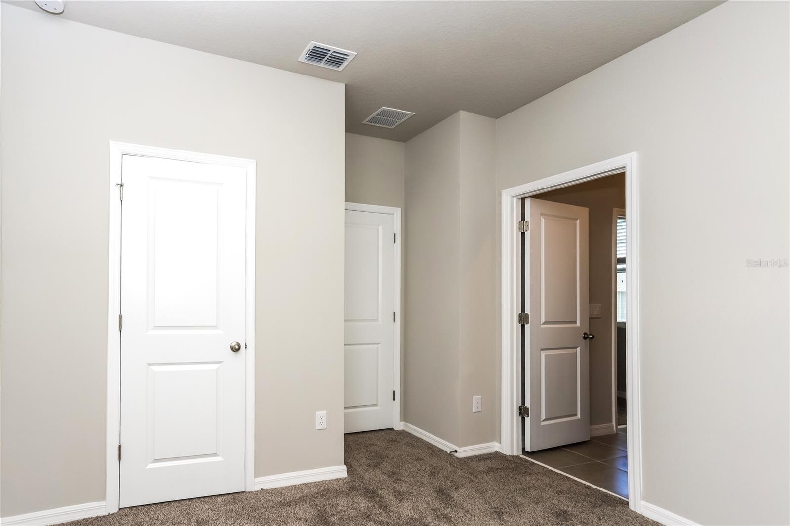 WOODLEAF HAMMOCK PH I - Residential Lease