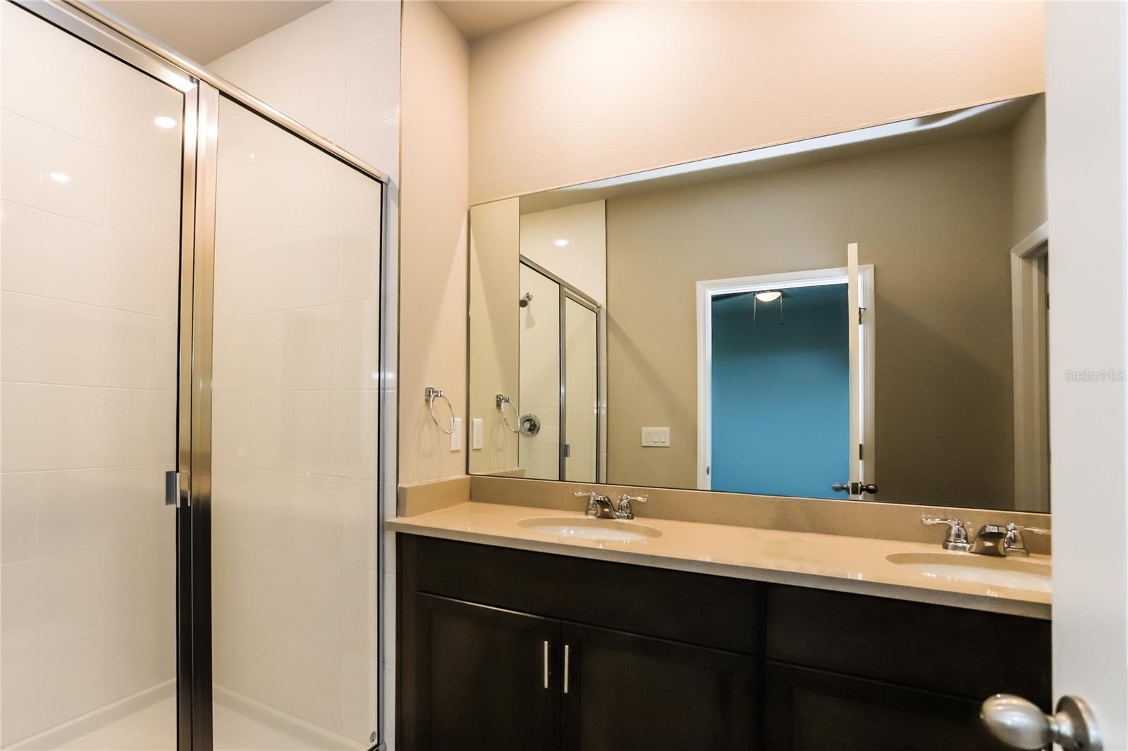 WOODLEAF HAMMOCK PH I - Residential Lease