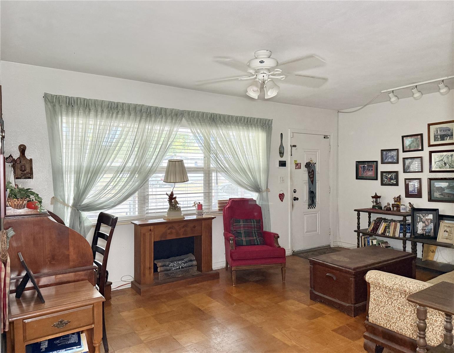 304 FOREST PARK AVENUE