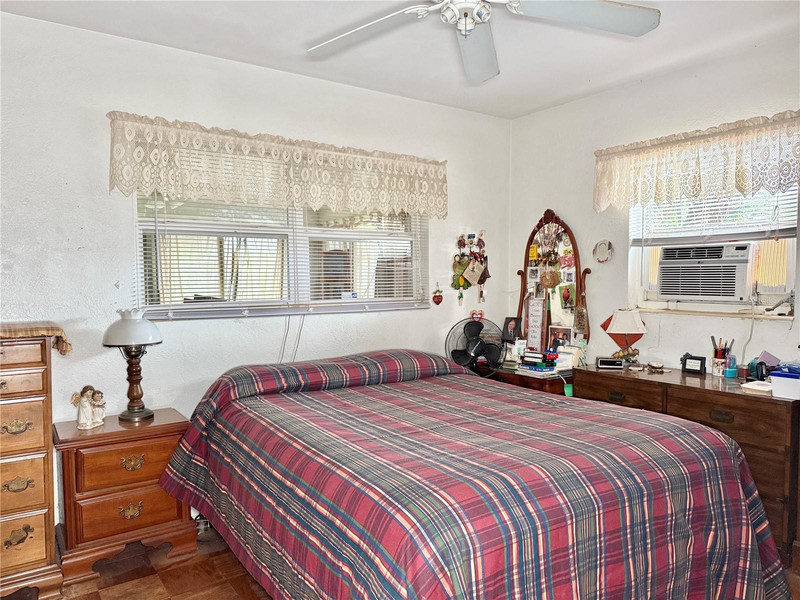 TEMPLE TERRACE ESTATES - Residential