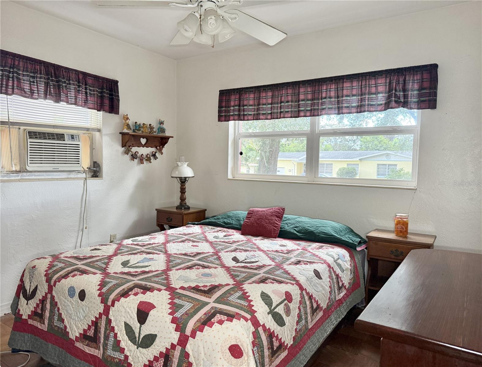 TEMPLE TERRACE ESTATES - Residential