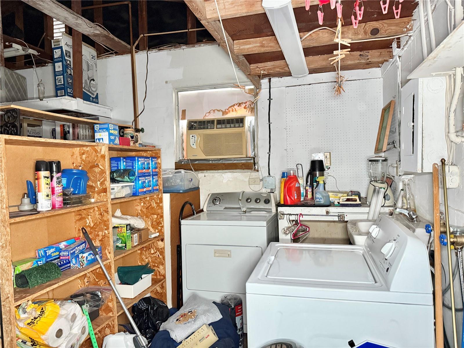 TEMPLE TERRACE ESTATES - Residential