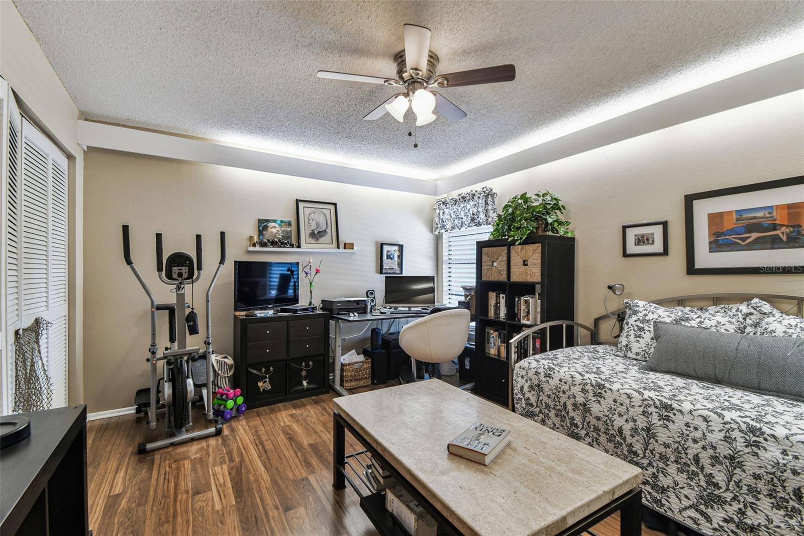 GLENEAGLES I CONDO - Residential