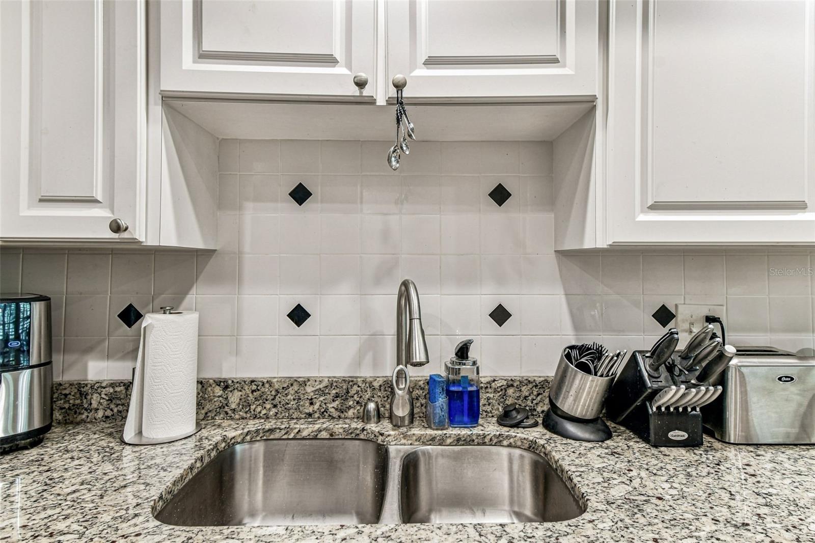 GLENEAGLES I CONDO - Residential