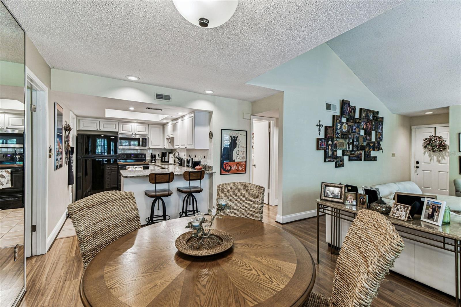 GLENEAGLES I CONDO - Residential