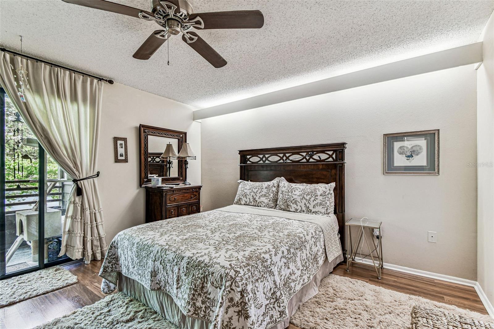 GLENEAGLES I CONDO - Residential