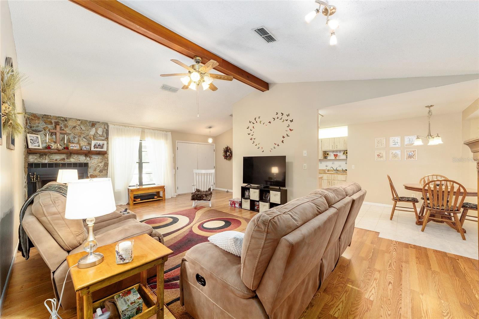 RAINBOW LAKES ESTATE - Residential