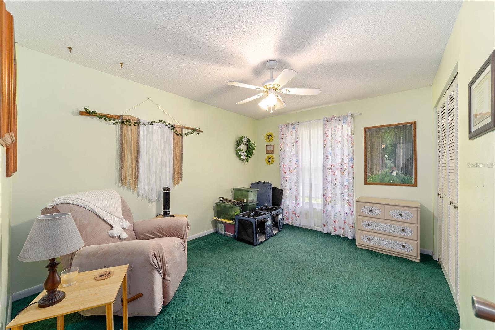 RAINBOW LAKES ESTATE - Residential