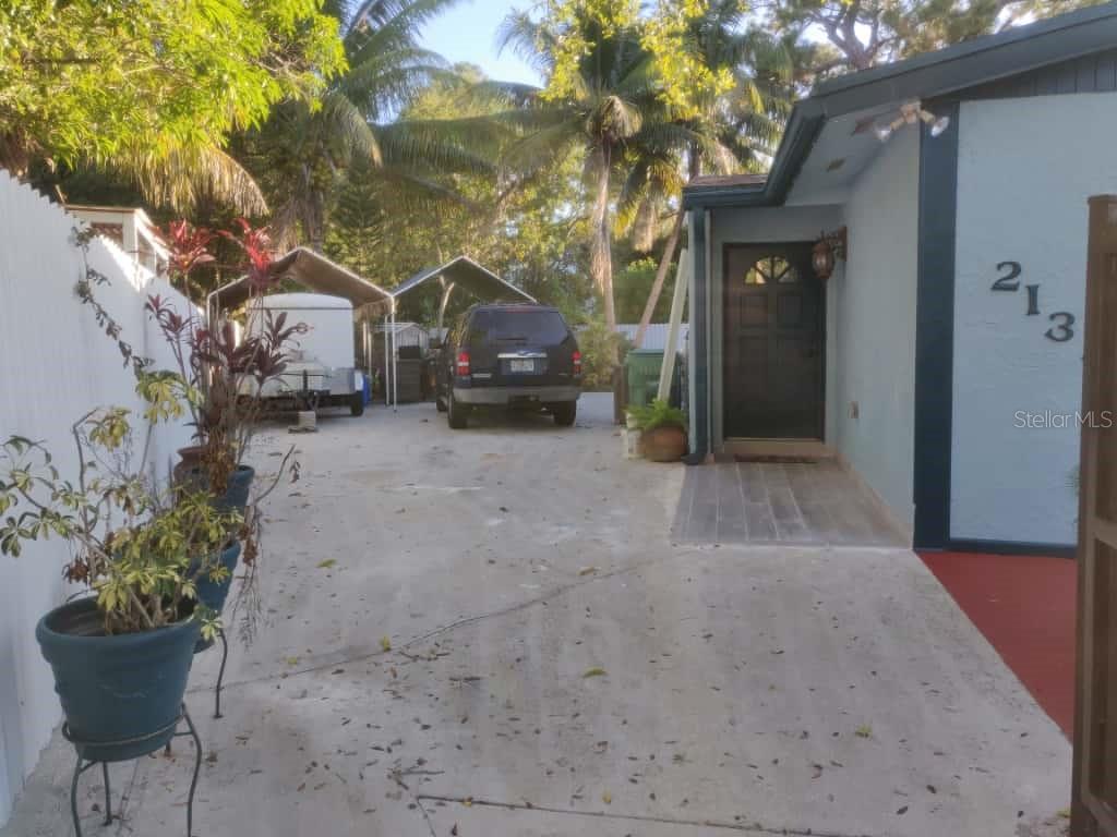 21348 NW 40TH CIRCLE COURT