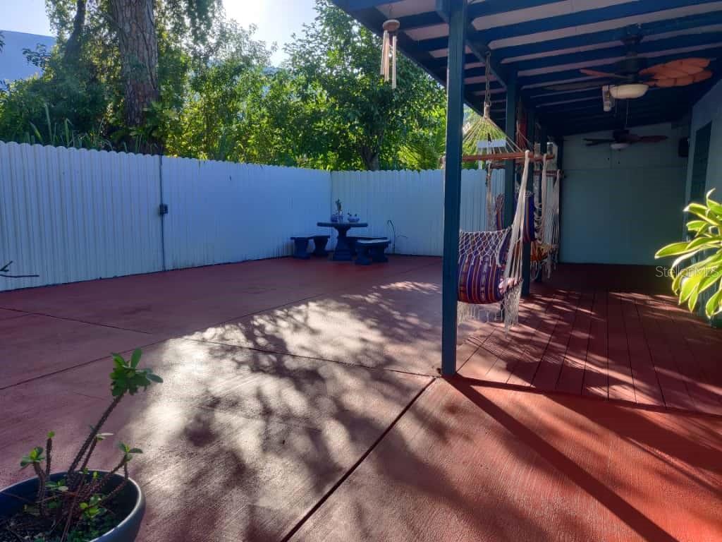 21348 NW 40TH CIRCLE COURT