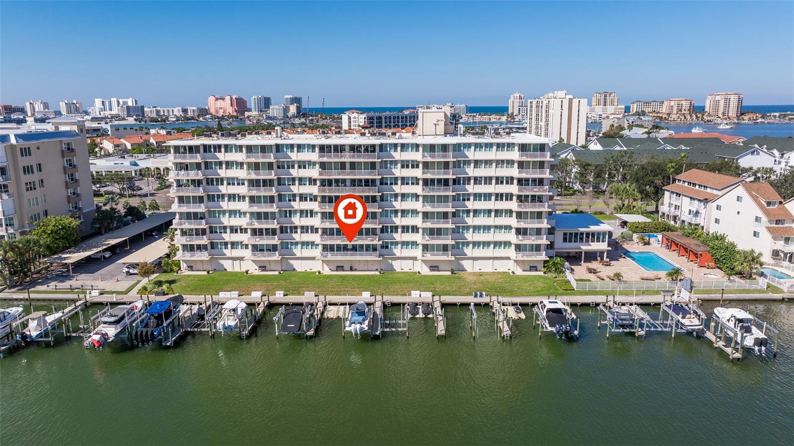 ISLAND WAY TOWERS CONDO - Residential