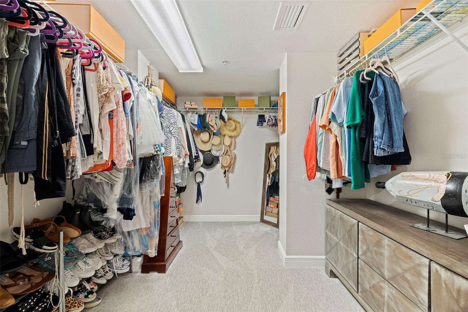 ISLAND WAY TOWERS CONDO - Residential