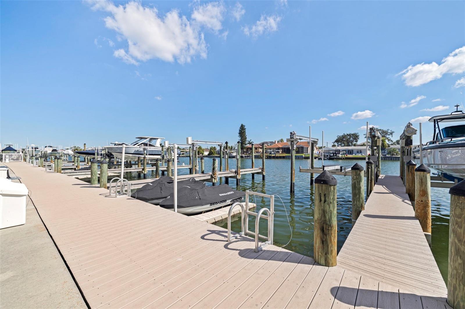 ISLAND WAY TOWERS CONDO - Residential