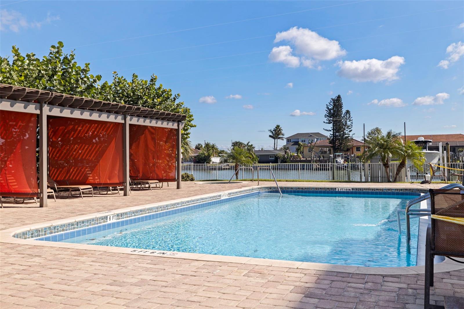 ISLAND WAY TOWERS CONDO - Residential