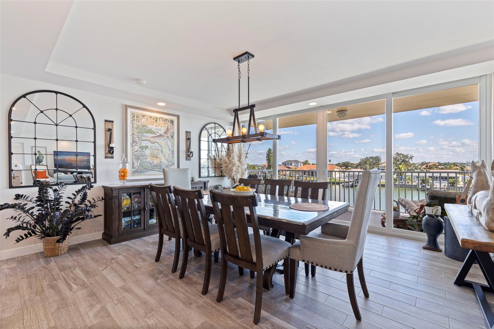 ISLAND WAY TOWERS CONDO - Residential