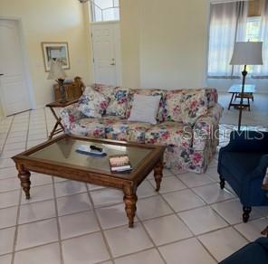 STONEYBROOK GOLF & COUNTRY CLUB - Residential Lease