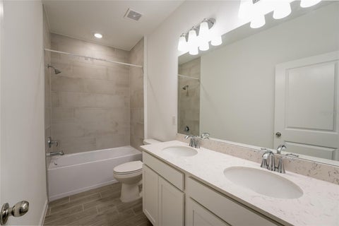 Tiny photo for 4507 NW 14th Loop, Ocala, FL 34482 (MLS # S5156589)