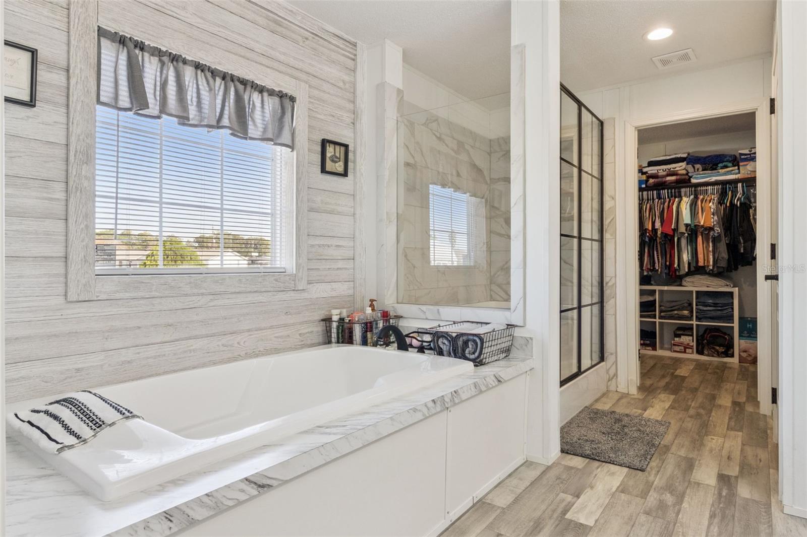 MONTGOMERY ACRES PH 2 - Residential