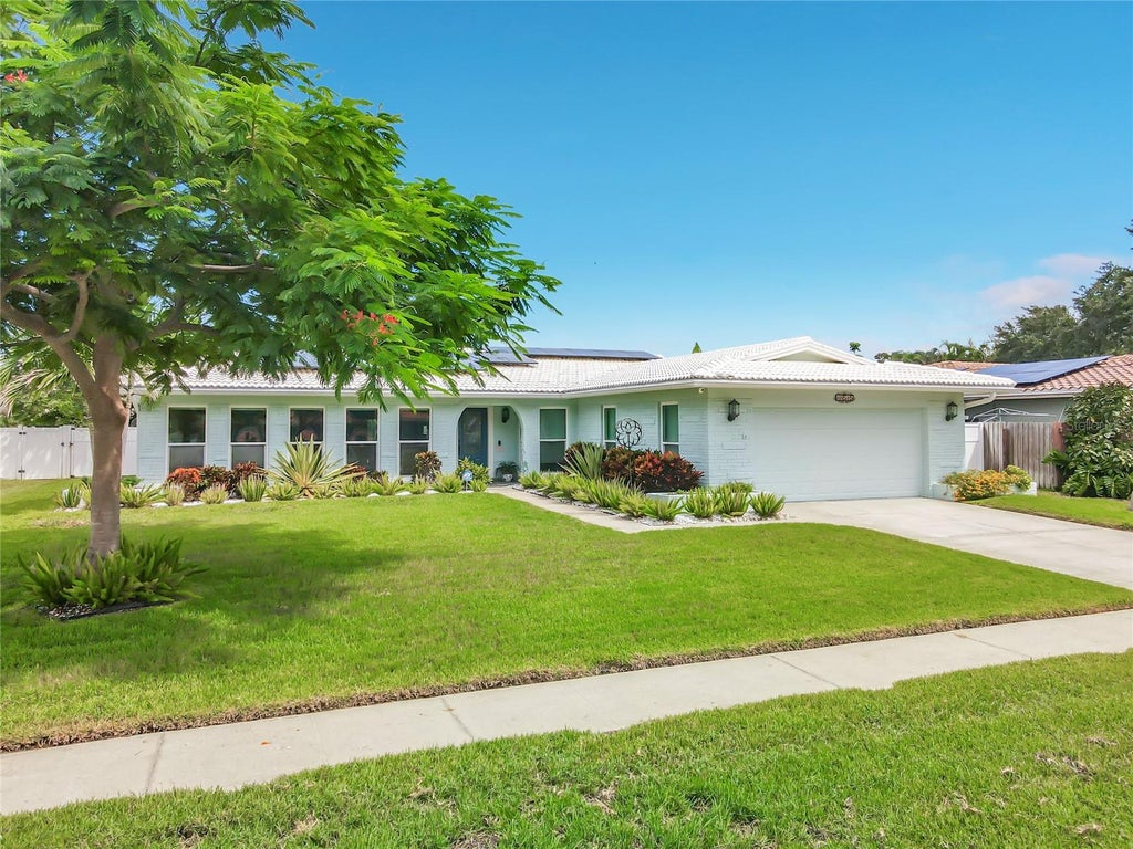 Photo of 14515 Anchorage Circle, Seminole, FL 33776 (MLS # TB8548246)