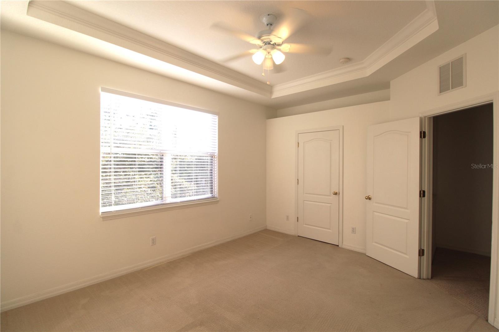 TOWNS AT LAKESIDE - Residential Lease