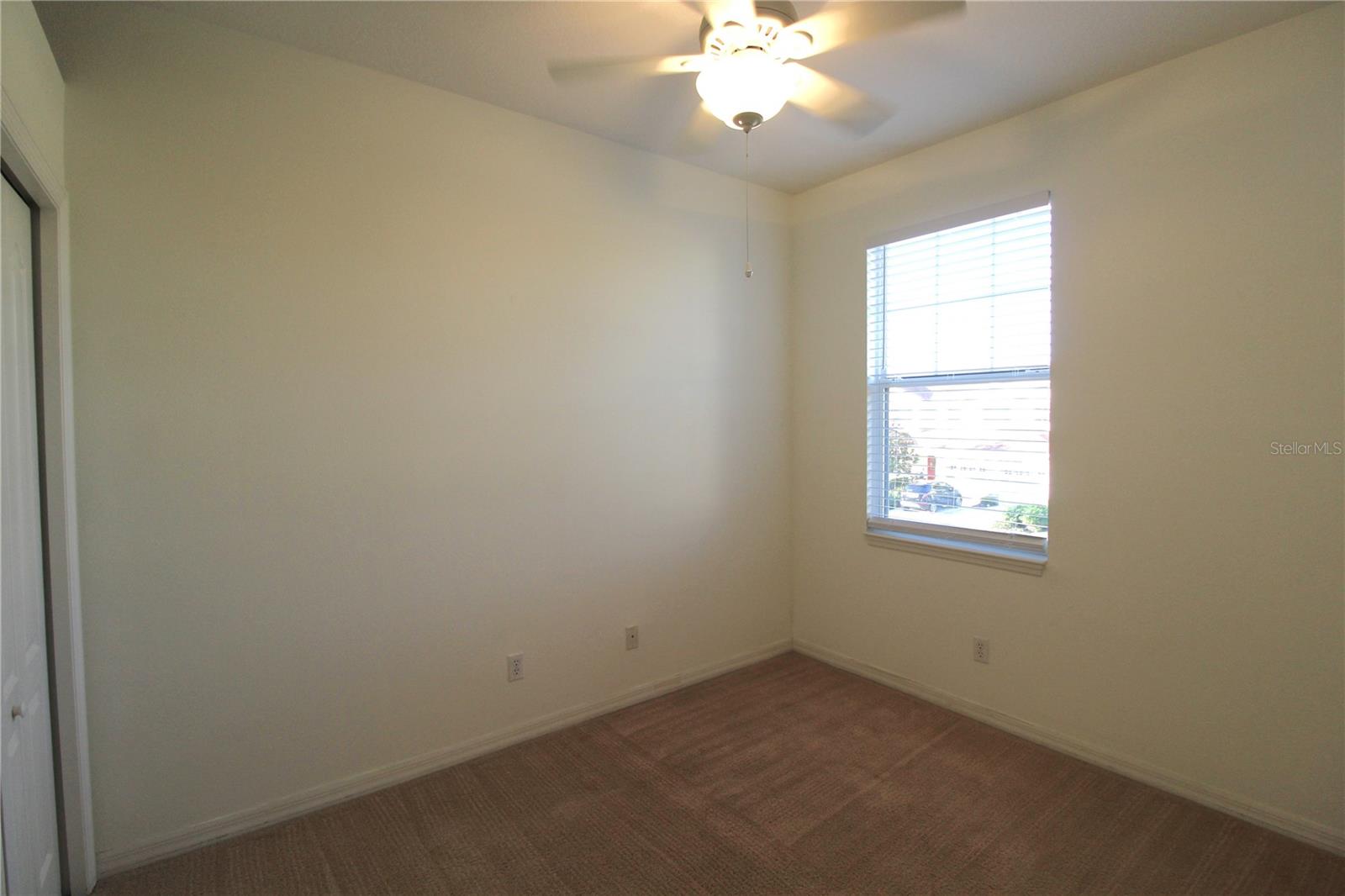 TOWNS AT LAKESIDE - Residential Lease