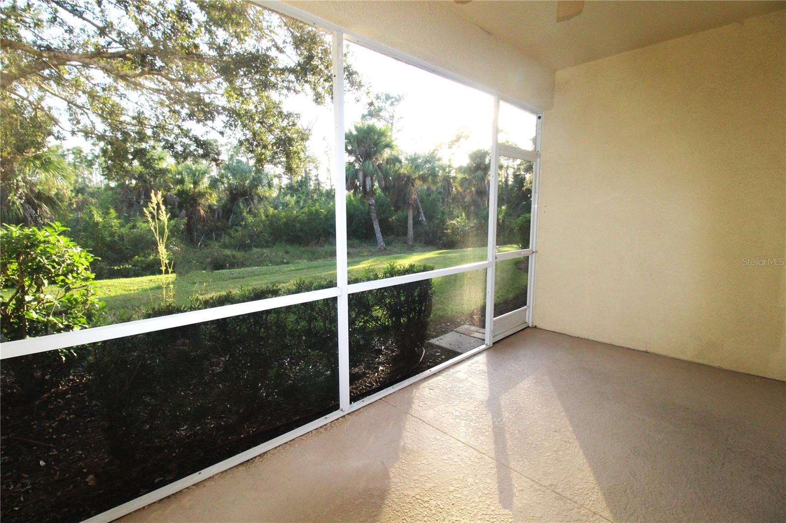 TOWNS AT LAKESIDE - Residential Lease