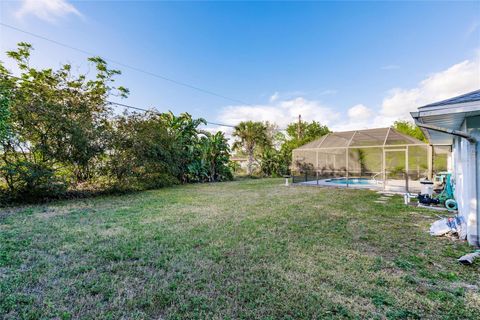 A home in PORT CHARLOTTE