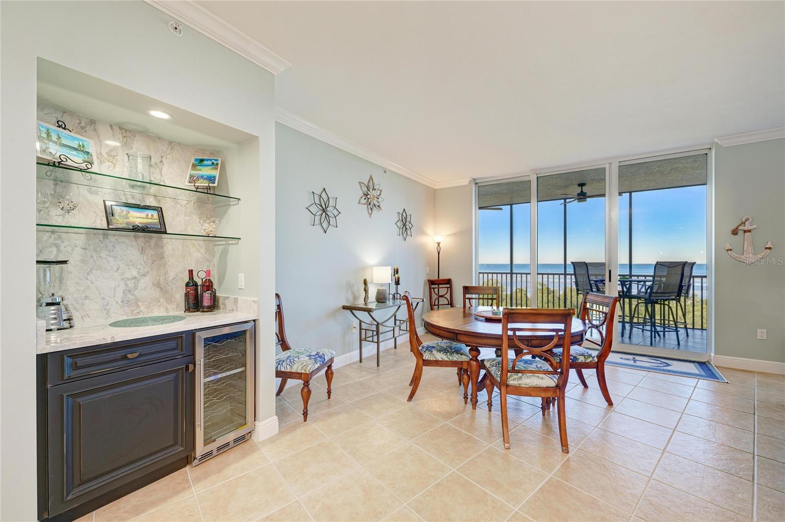 GRANDE IS TWRS 03 & 04 PH I - Residential