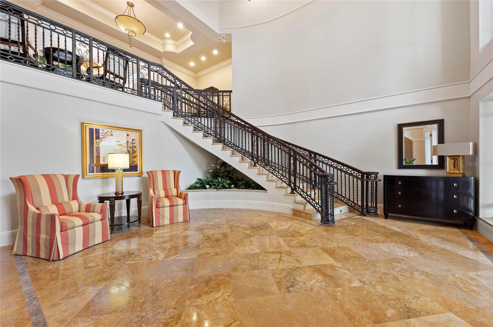 GRANDE IS TWRS 03 & 04 PH I - Residential