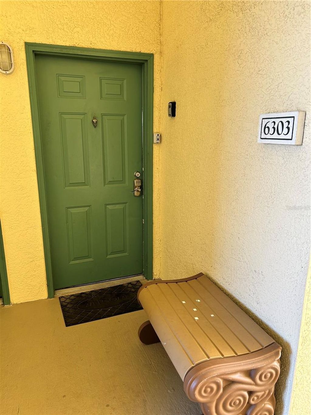 Photo of 8809 Dunes Court #303, Kissimmee, FL 34747 (MLS # O6395201)