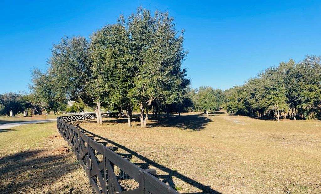 HUNTERS RIDGE SUB - Land