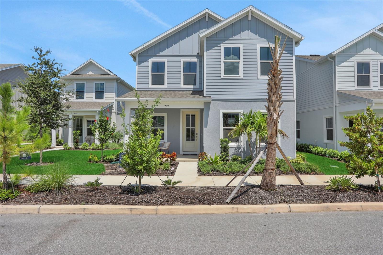 BUNGALOW WALK LAKEWOOD RANCH NEIGHBORHOOD - Residential