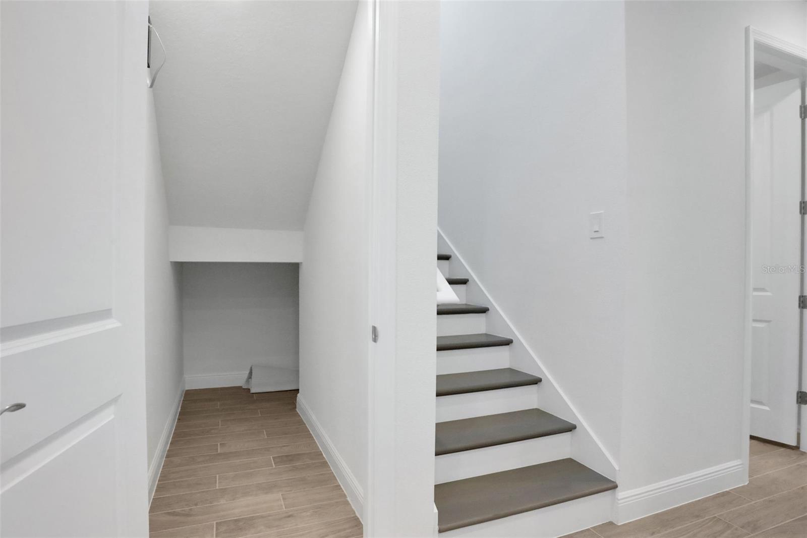 BUNGALOW WALK LAKEWOOD RANCH NEIGHBORHOOD - Residential