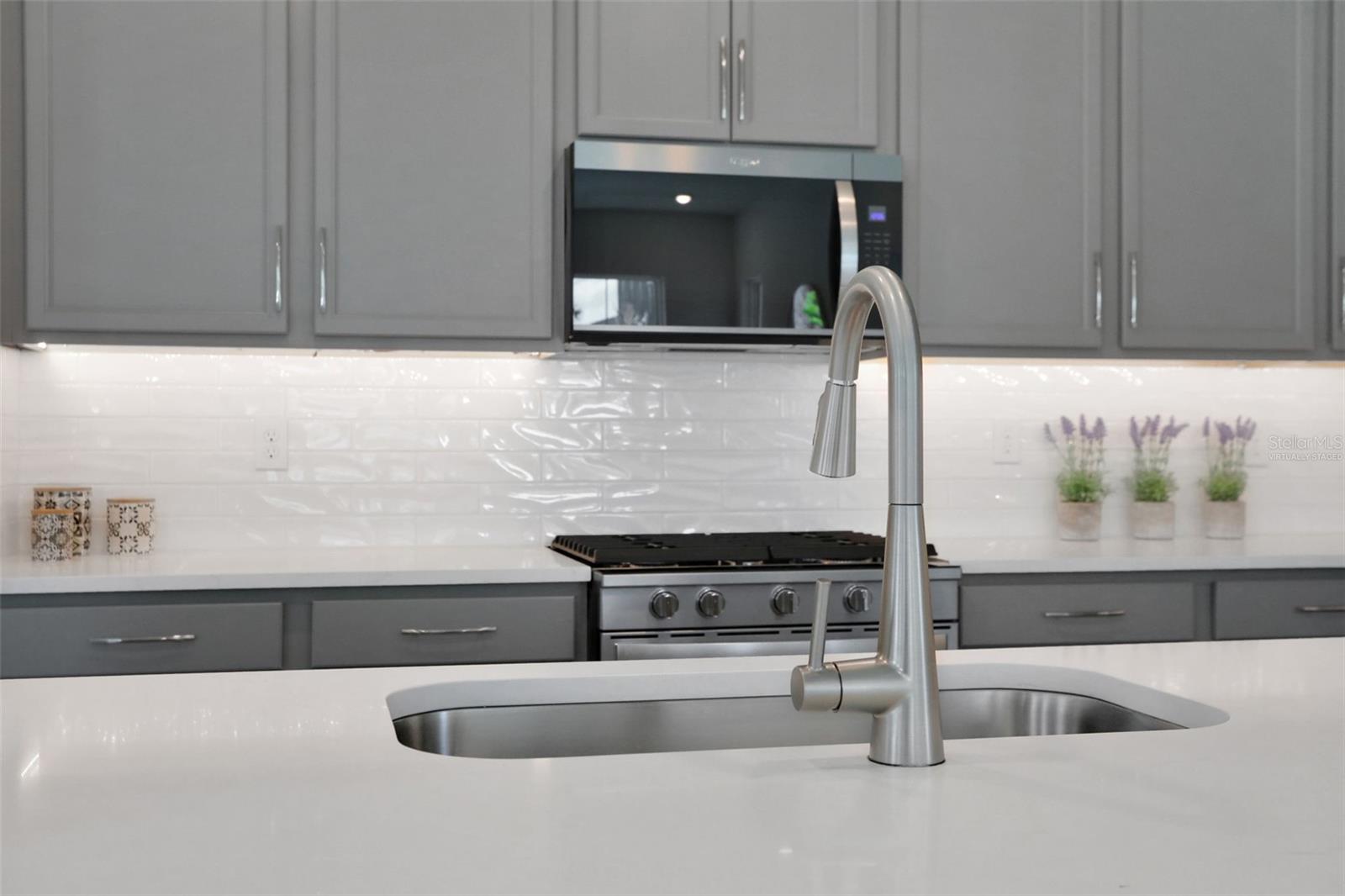 BUNGALOW WALK LAKEWOOD RANCH NEIGHBORHOOD - Residential