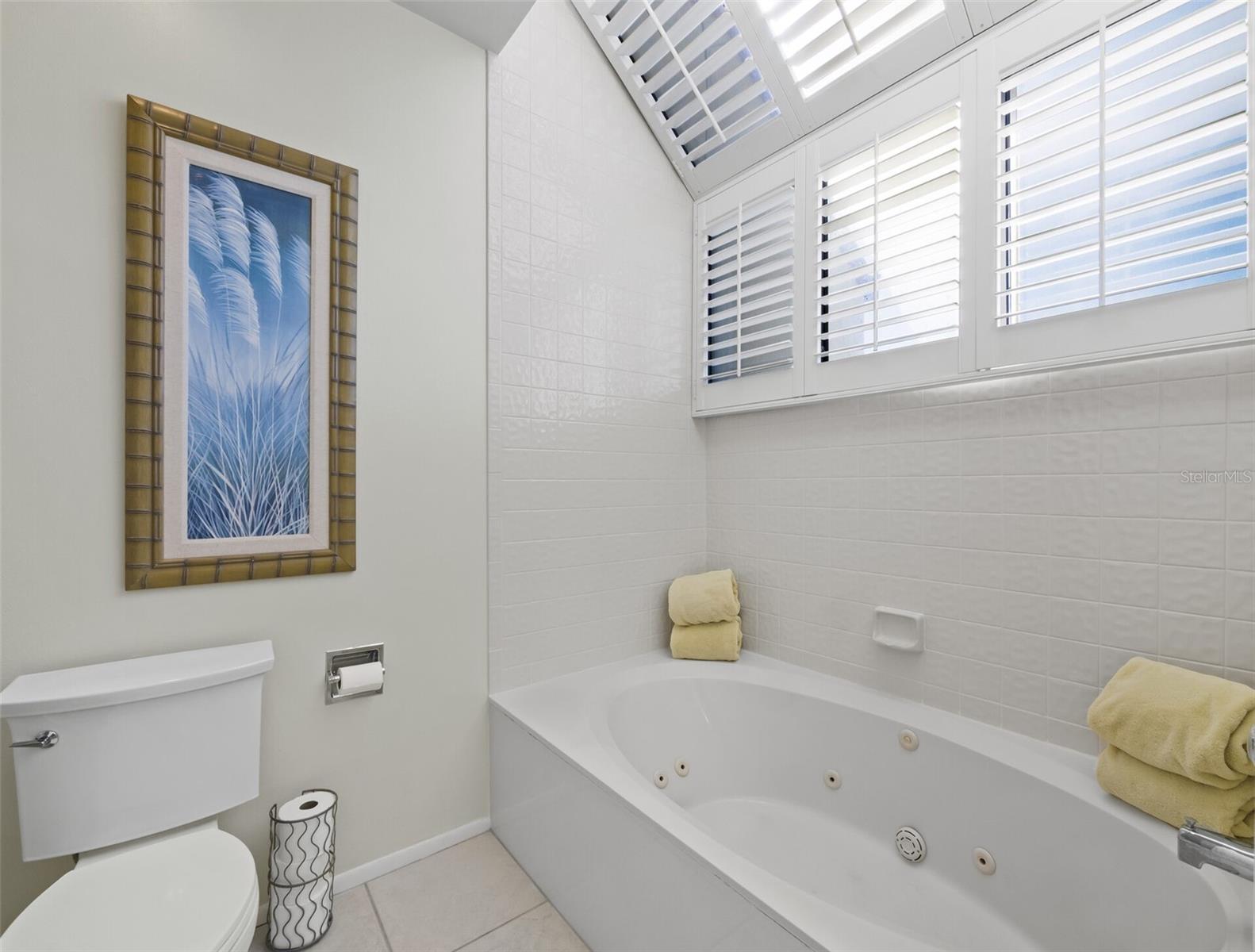 FAIRWAY BAY 2 PH 2 & 3 - Residential