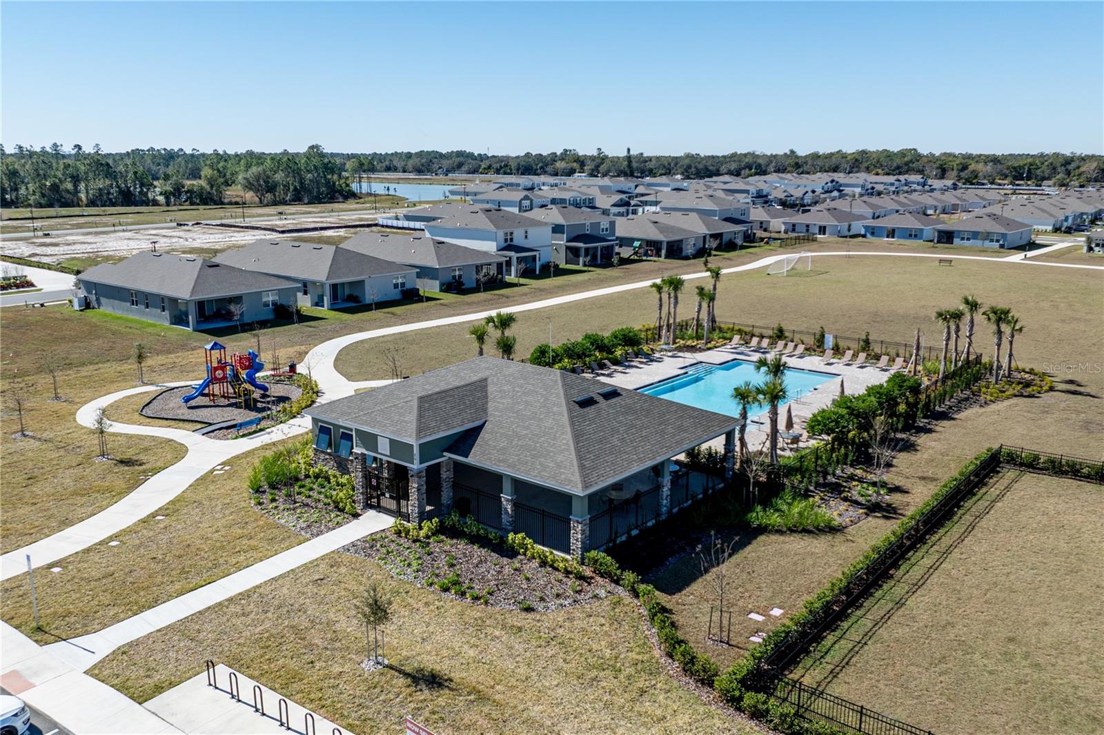 MAGNOLIA POINTE PH 1 - Residential