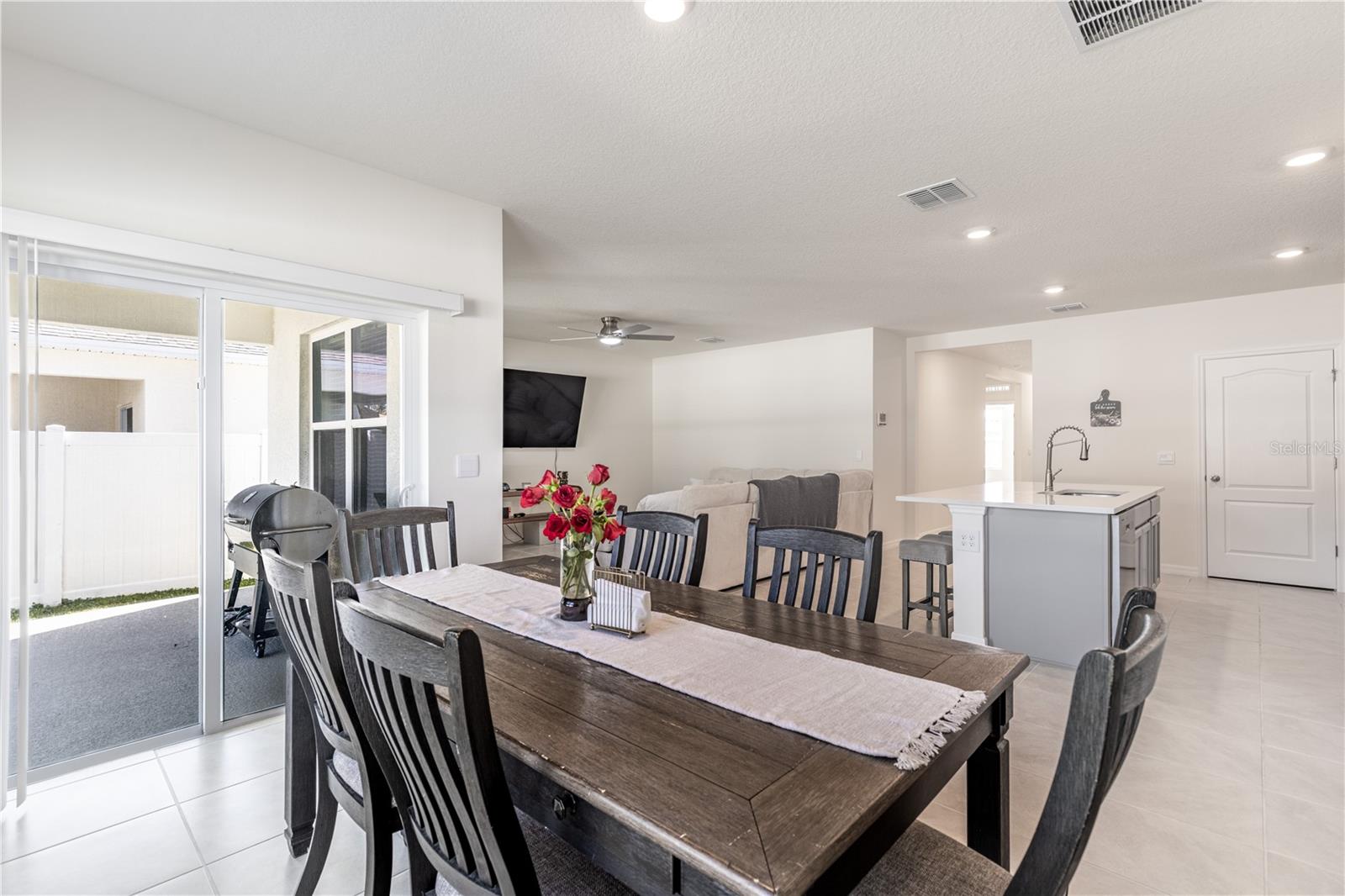 MAGNOLIA POINTE PH 1 - Residential