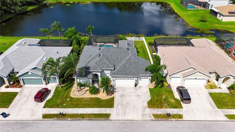 A home in PARRISH