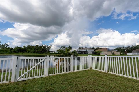 A home in PARRISH