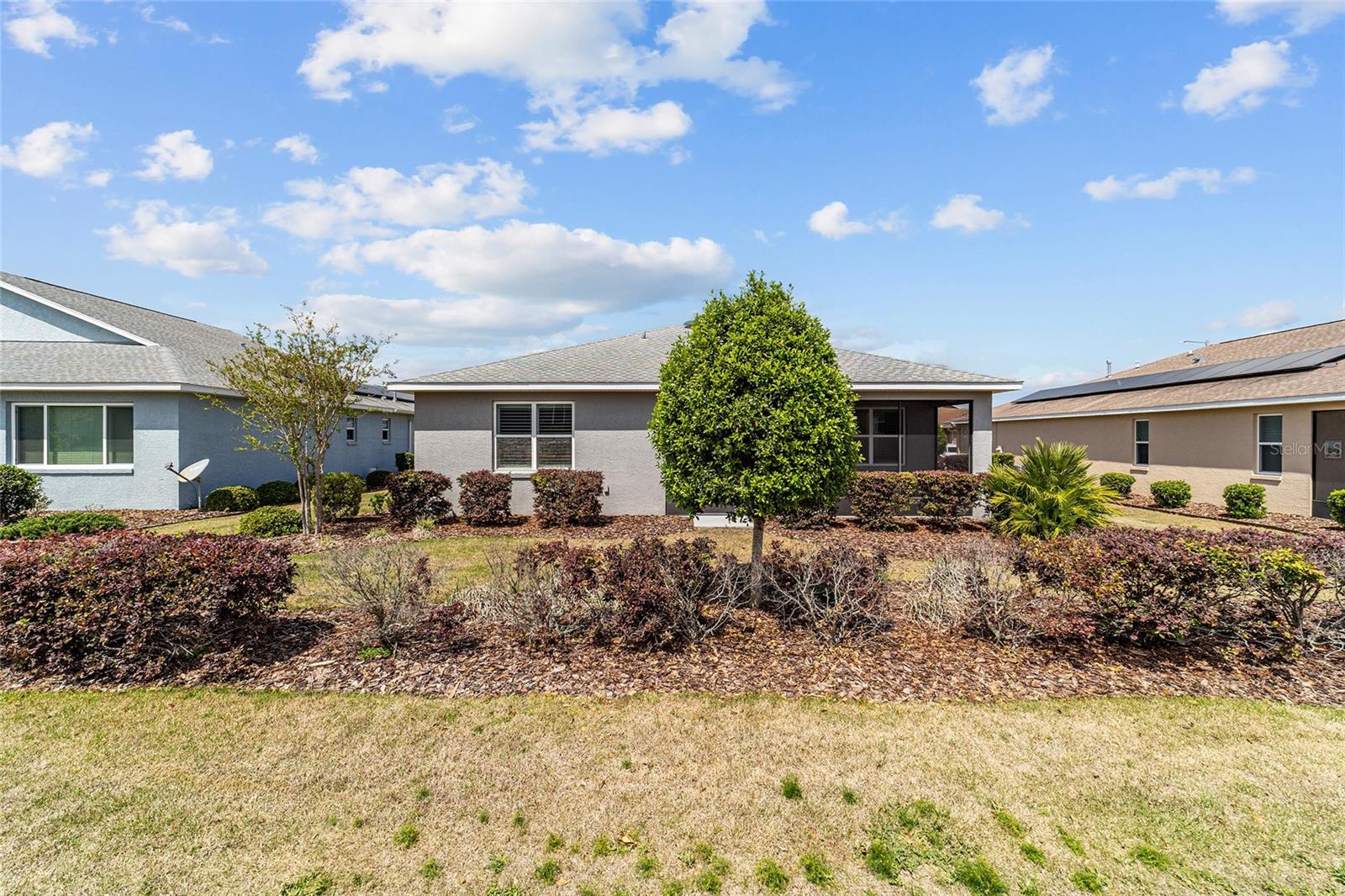 ON TOP OF THE WORLD - AVALON - Residential