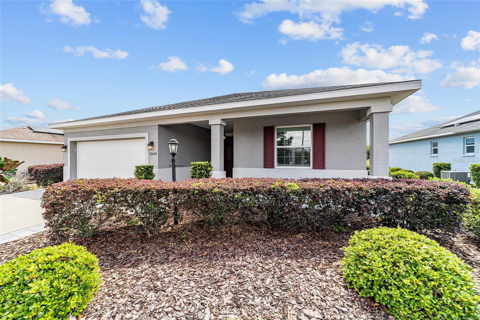 ON TOP OF THE WORLD - AVALON - Residential