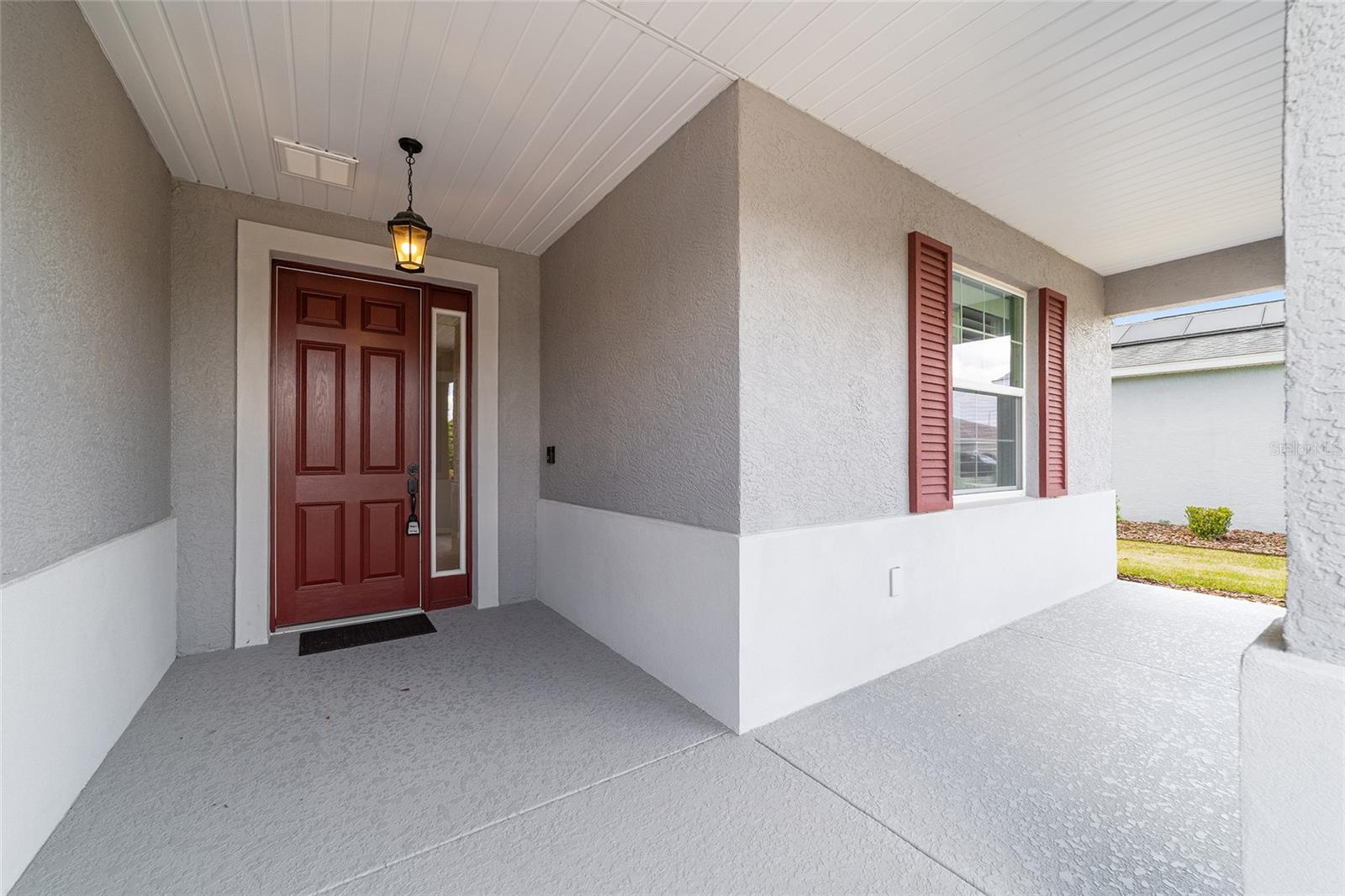 ON TOP OF THE WORLD - AVALON - Residential