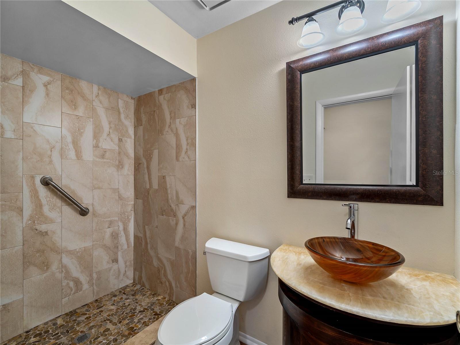 VILLAGE OAKS SEC B - Residential